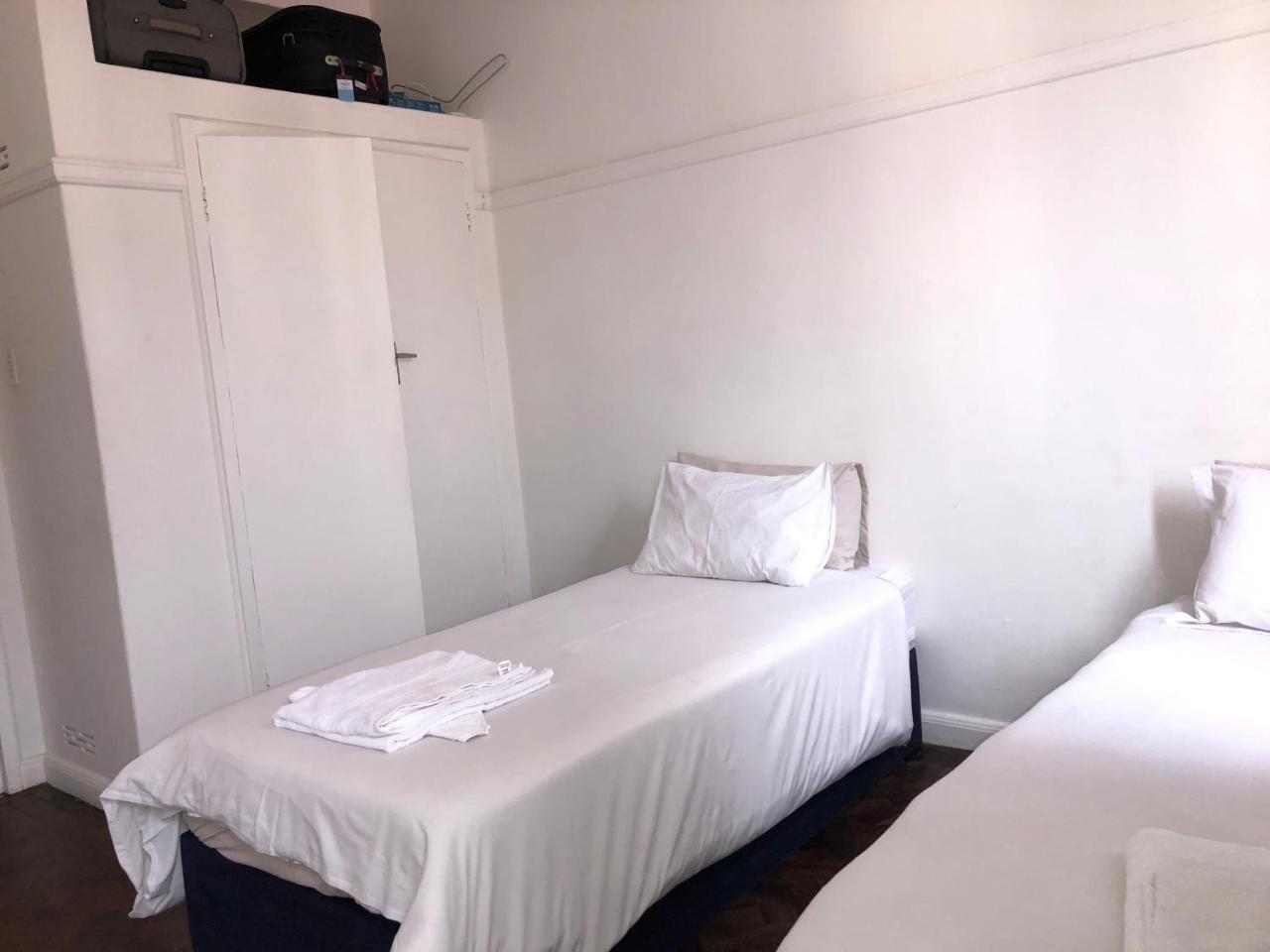Sea Point Apartment